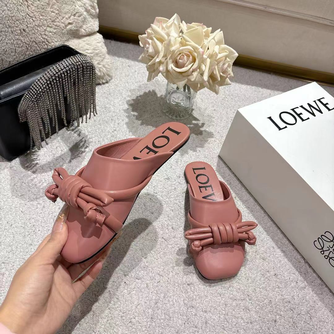 Loewe Flamenco Knot Mule Muted Pink Sheepskin 664824