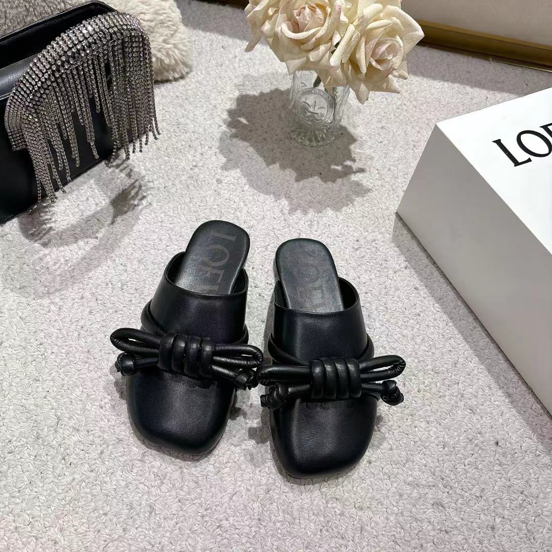 Loewe Flamenco Knot Mule Black Sheepskin 664825