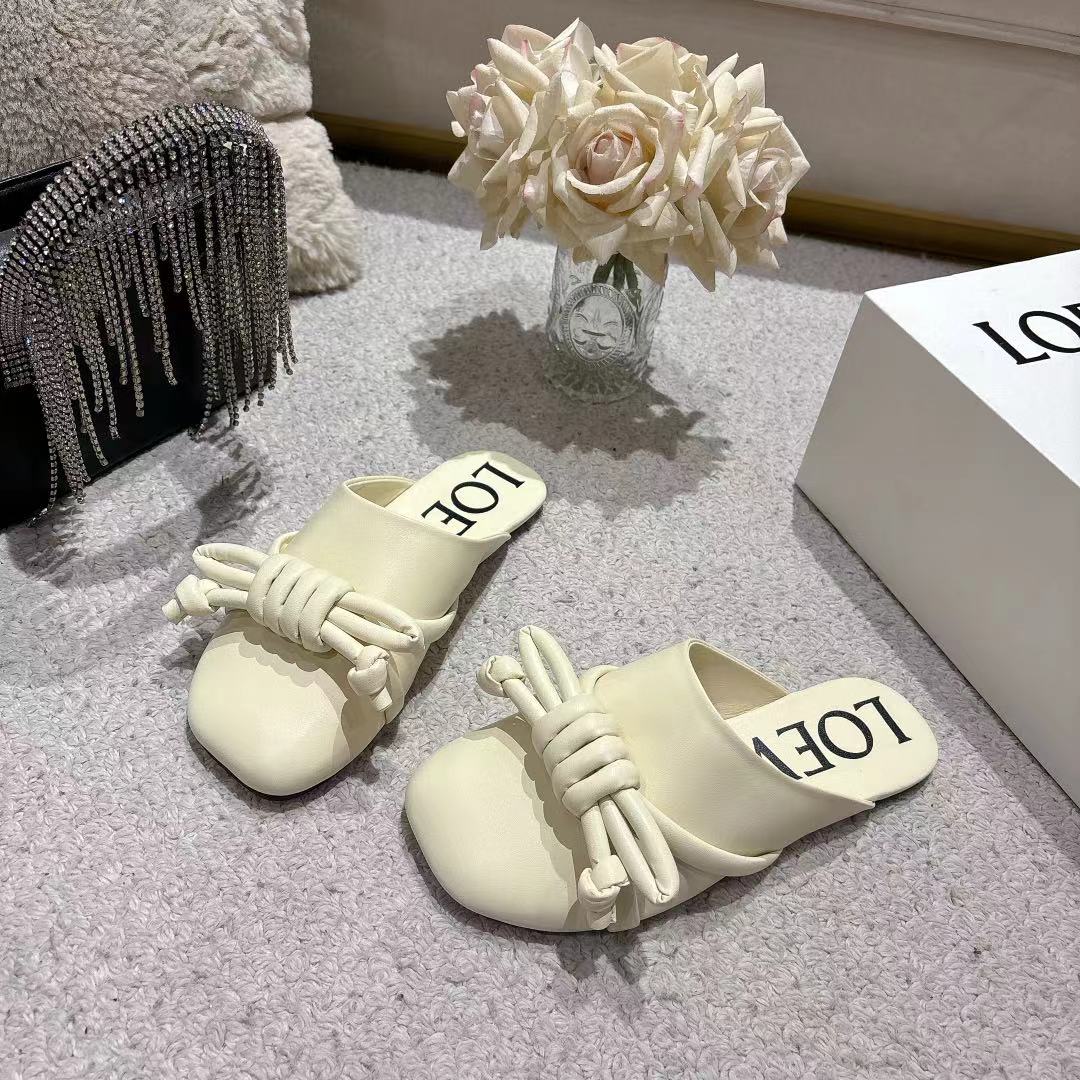 Loewe Flamenco Knot Mule Cream Sheepskin 664828