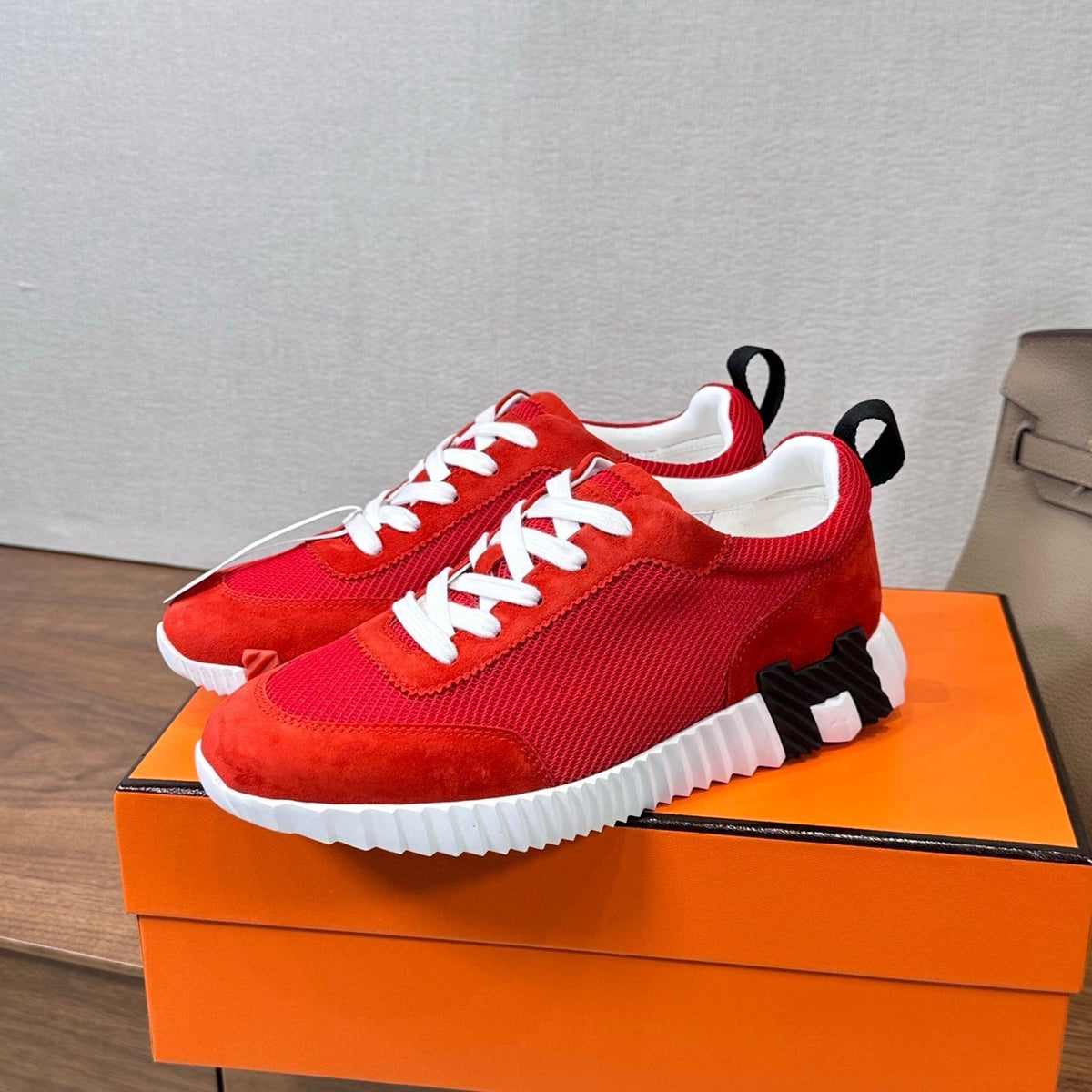 HM 26S Bouncing Sneaker In Red mix White Suede Mesh 543809