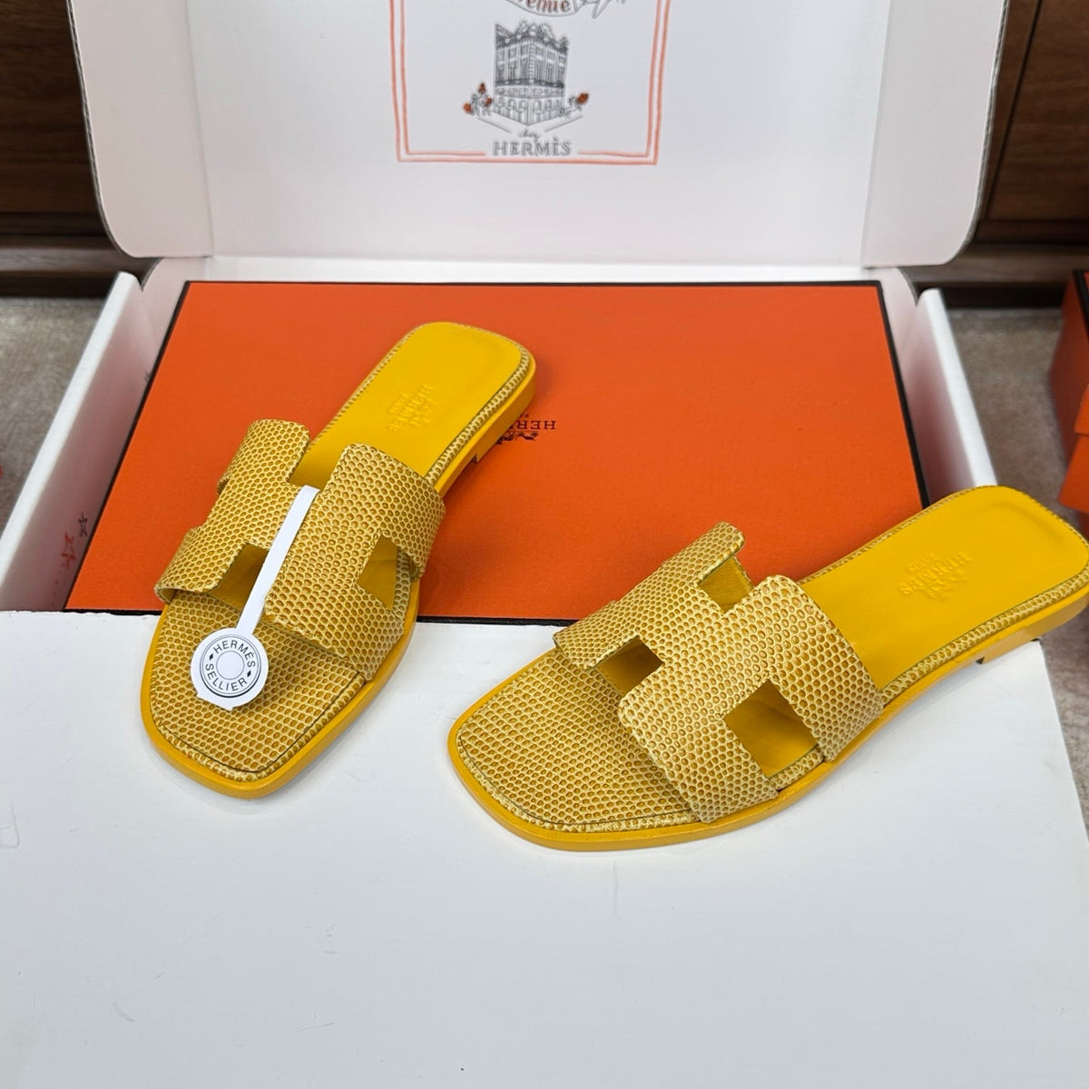 HM Oran Sandal Yellow Embossed Lizard Leather 802374