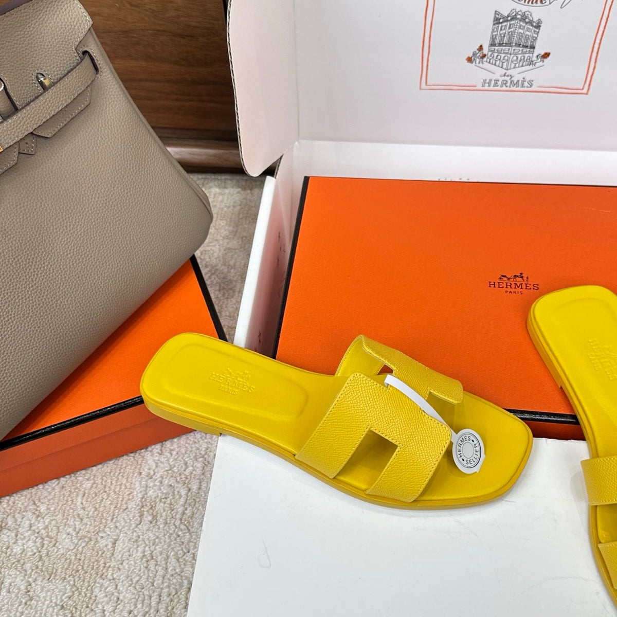HM Oran Sandal Bright Yellow Espom Sheepskin 802477