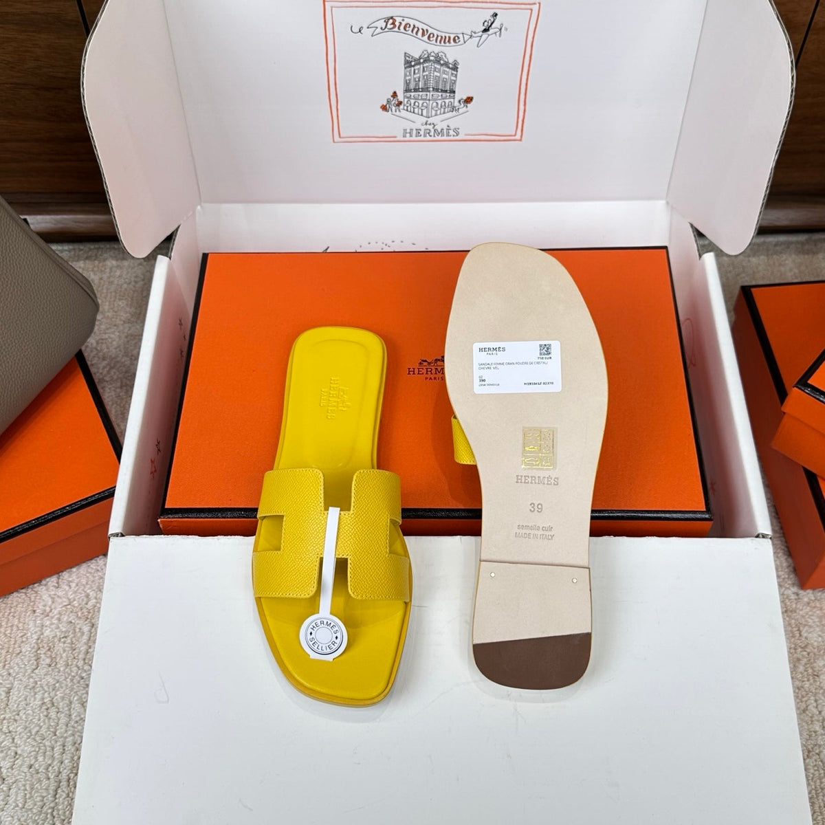 HM Oran Sandal Bright Yellow Espom Sheepskin 802477