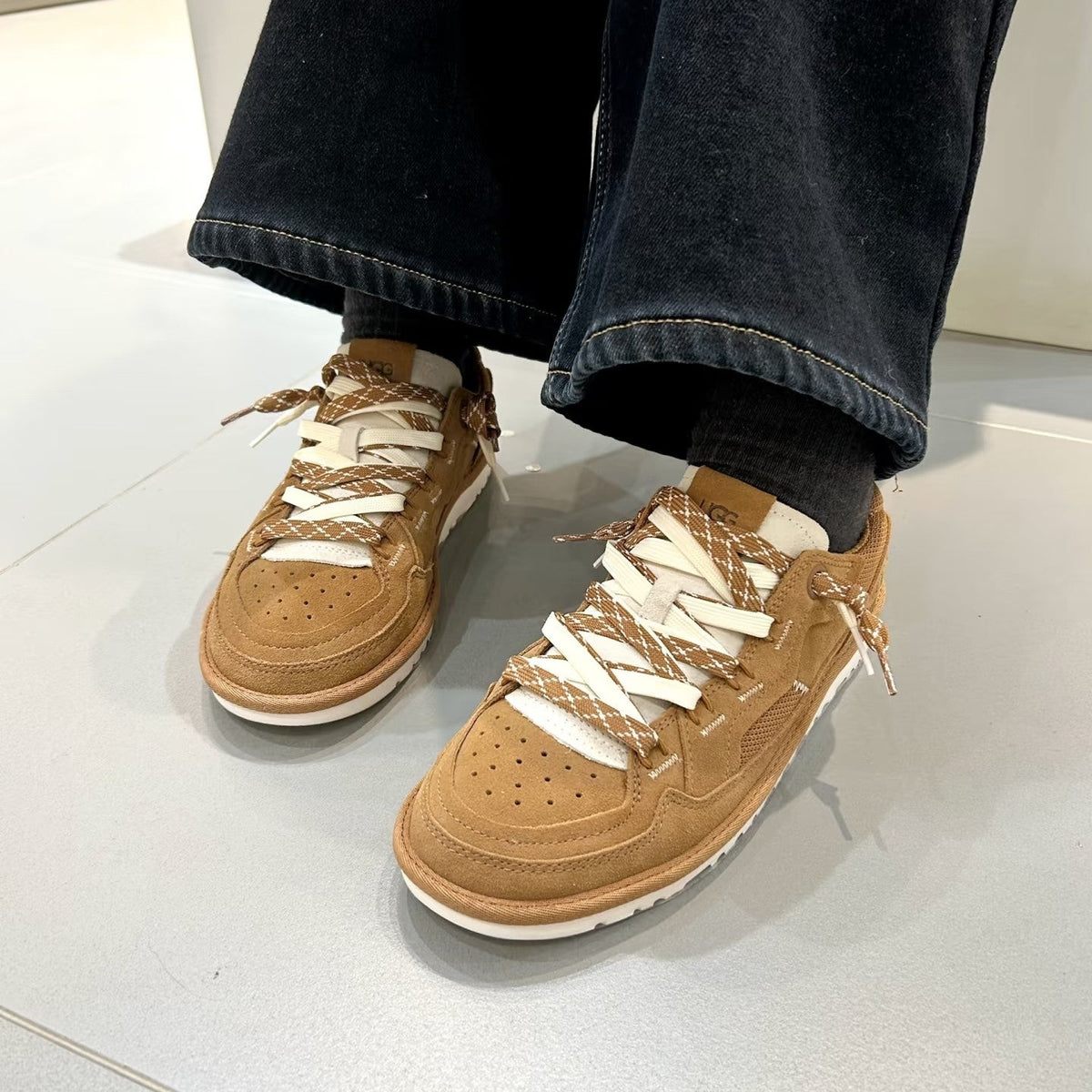 UGG Minimel Casual Sneakers Brown Suede Mesh 664858
