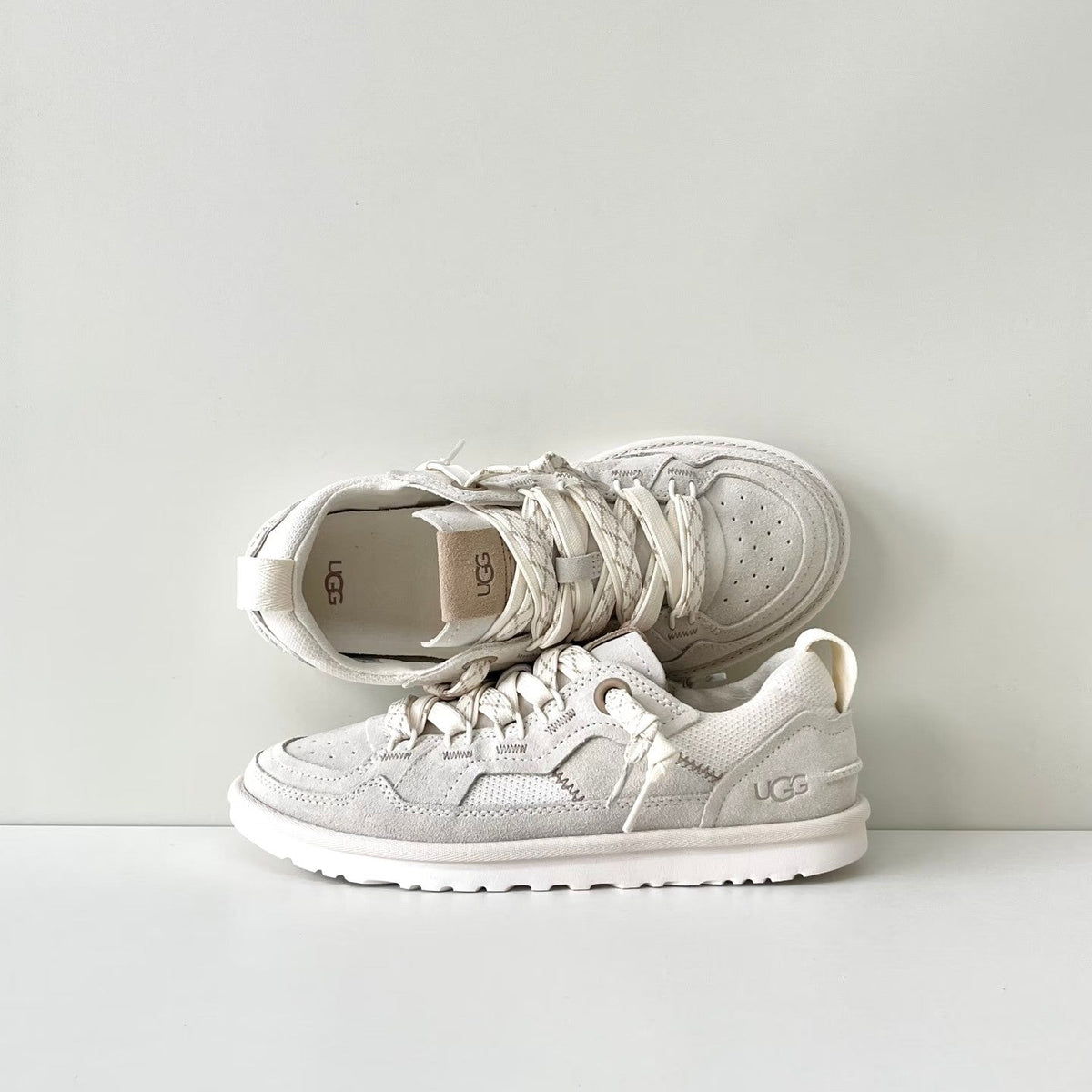 UGG Minimel Casual Sneakers Light Grey Suede Mesh