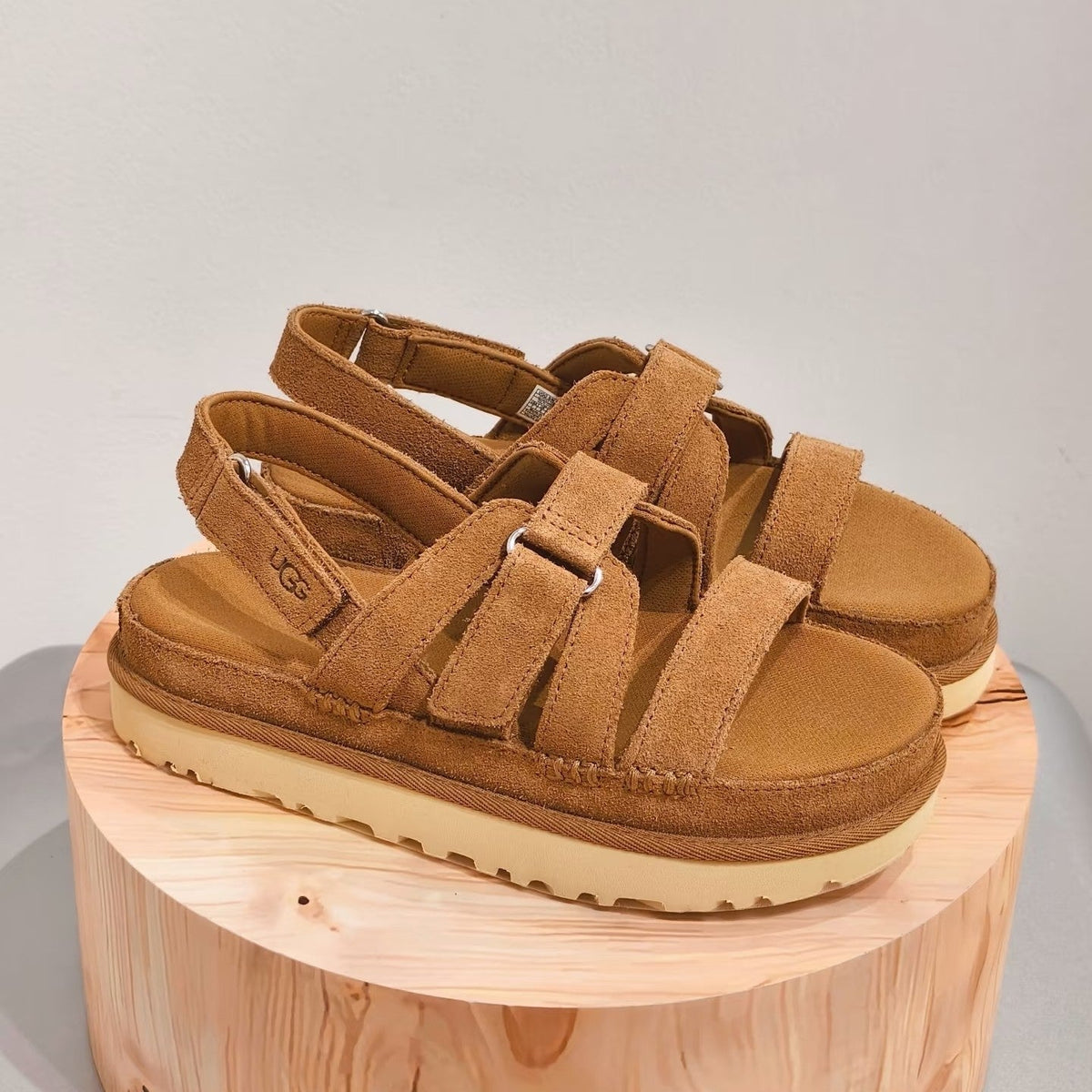 UGG Goldenstar Gleam Sandal Brown Suede 664856