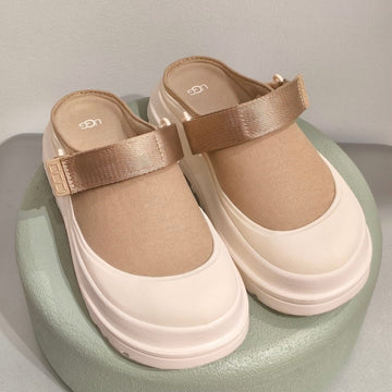 UGG Goldenglow Clog Light Khahi Ivory Canvas 664853
