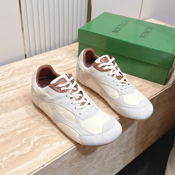 BV Orbit Flash Retro Sneaker Light Grey Suede 934421