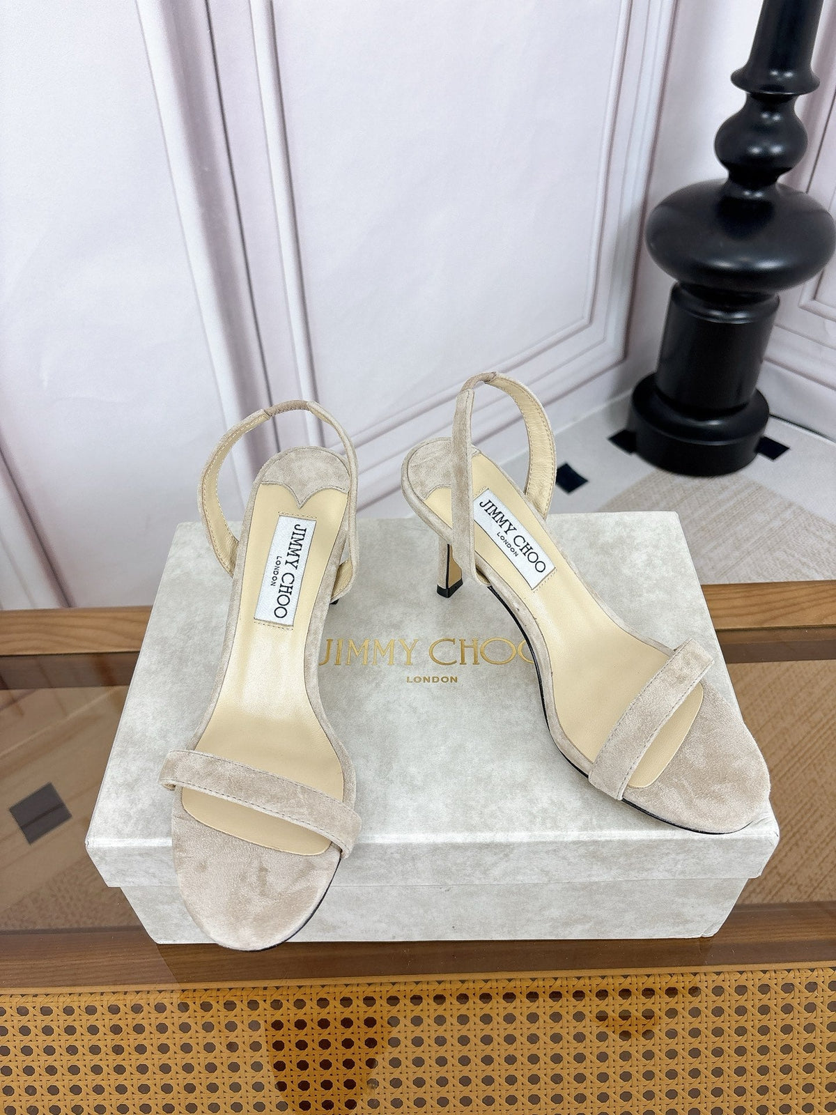 JC 26s Jenn Sandal Cream Suede 932002