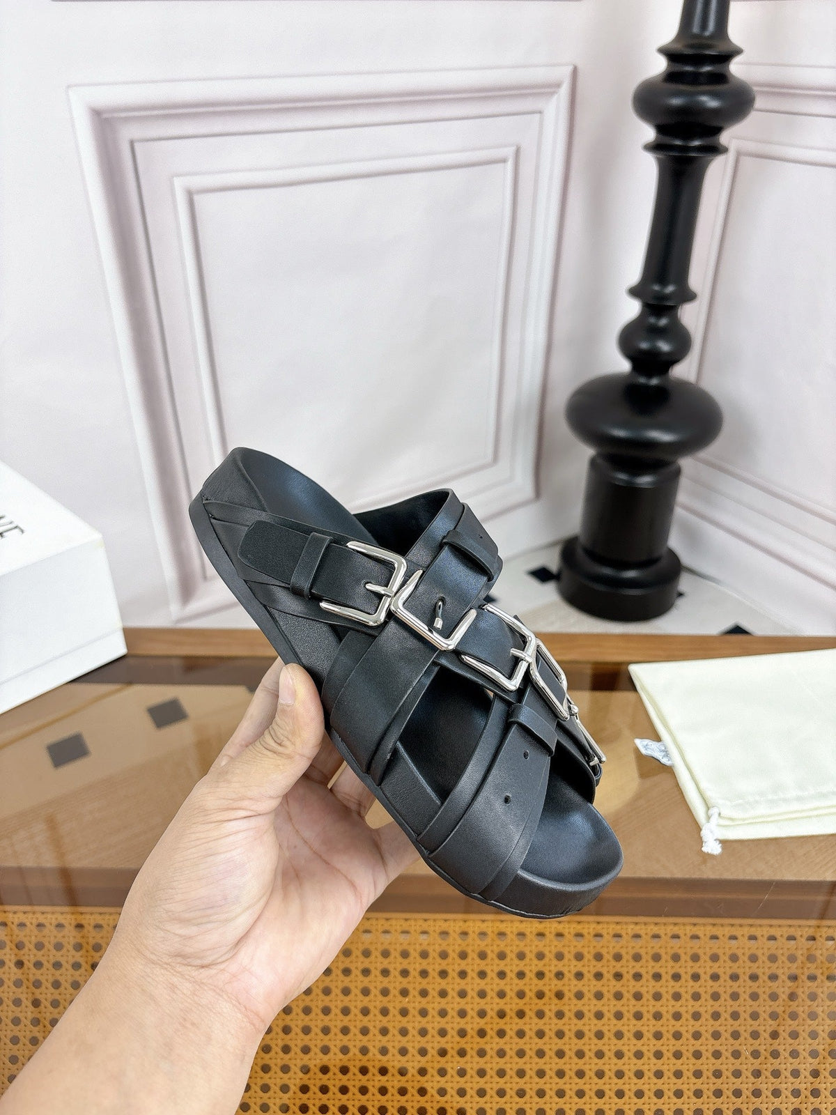 Loewe 26s Type Fussbett Sandal Black Leather 931978