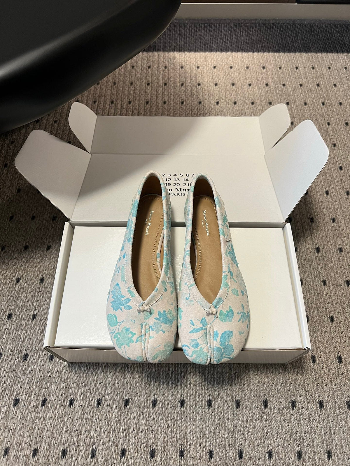 Maison Margiela Tabi Ballet Flat Blue Floral Print Suede 803541