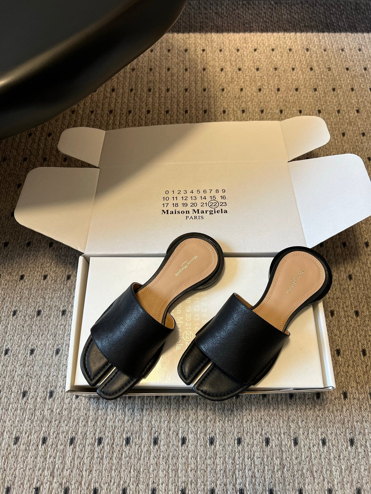 Maison Margiela Tabi Flat Mule Black Sheepskin 803752