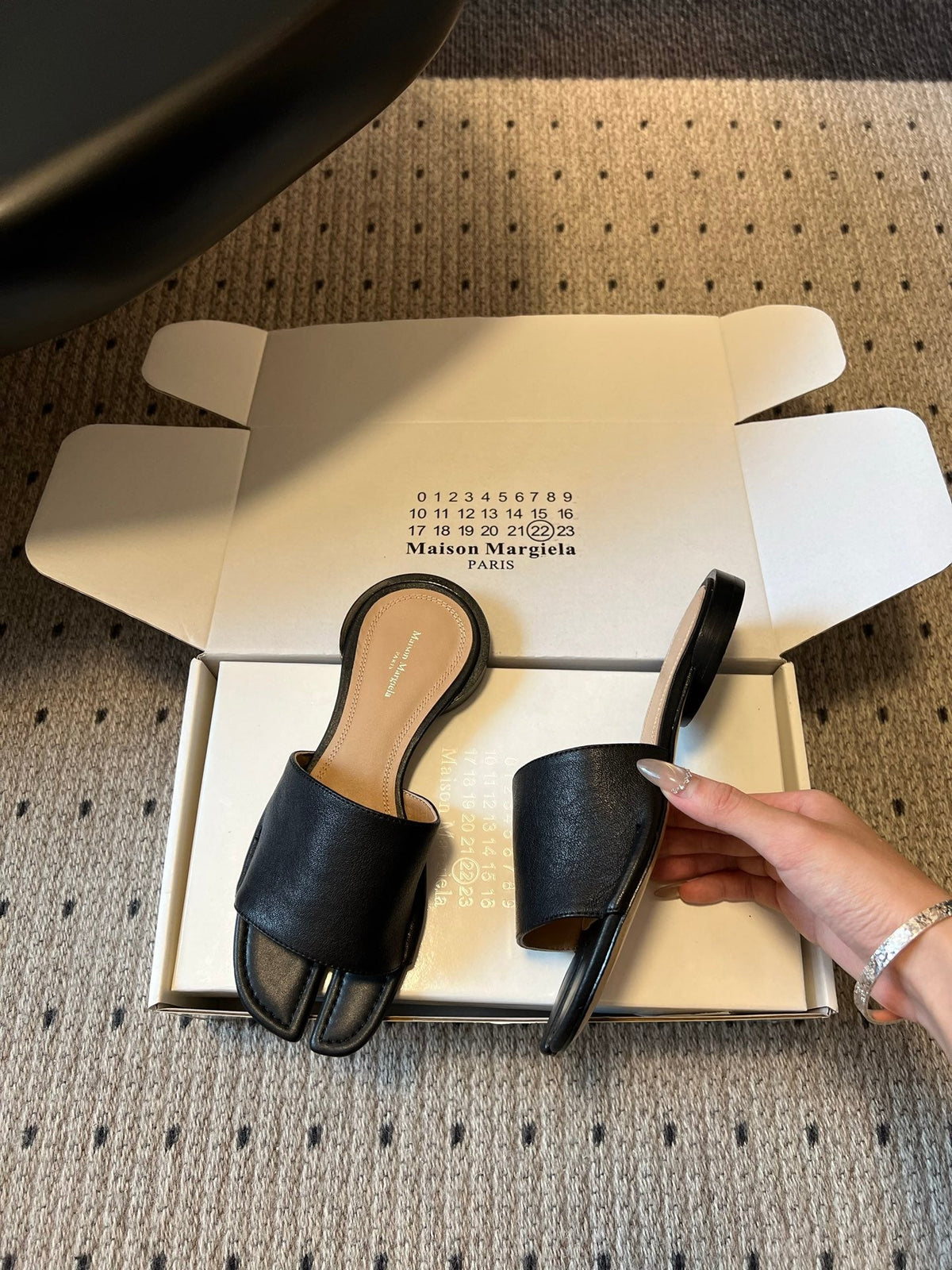 Maison Margiela Tabi Flat Mule Black Sheepskin 803752
