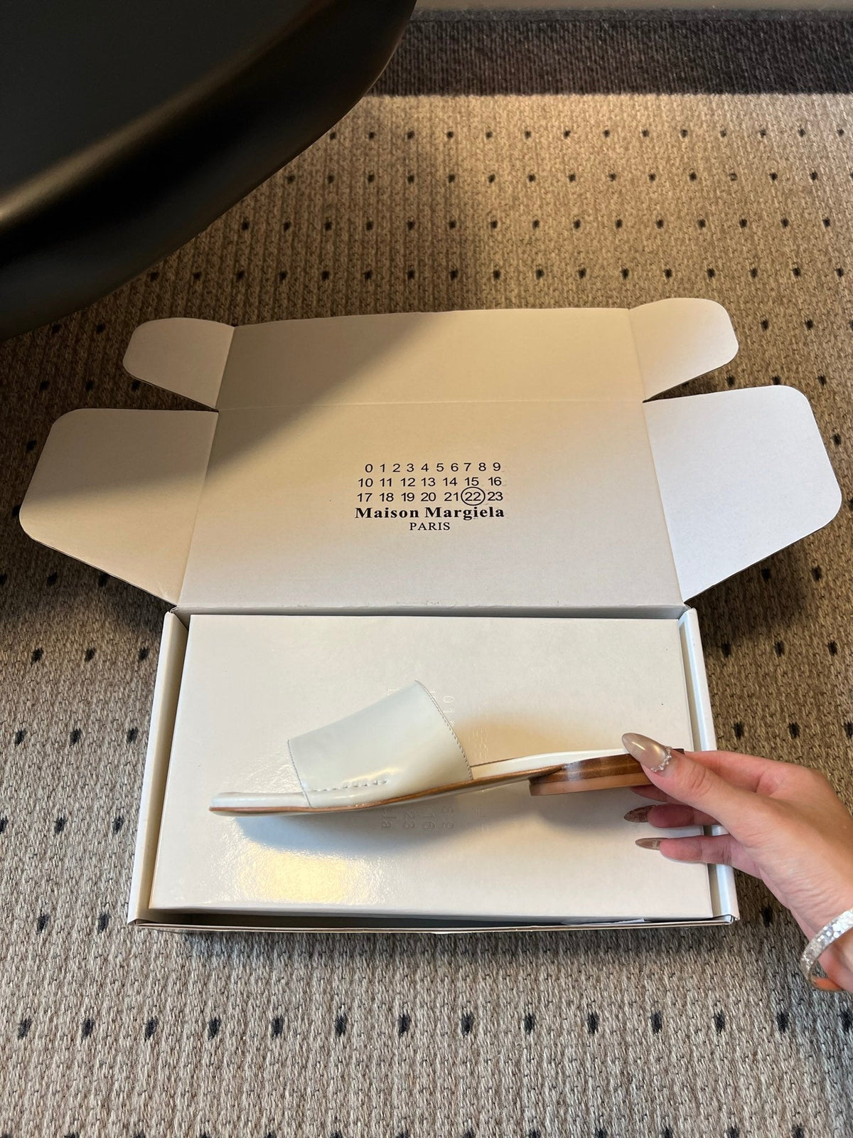 Maison Margiela Tabi Flat Mule White Sheepskin 803753