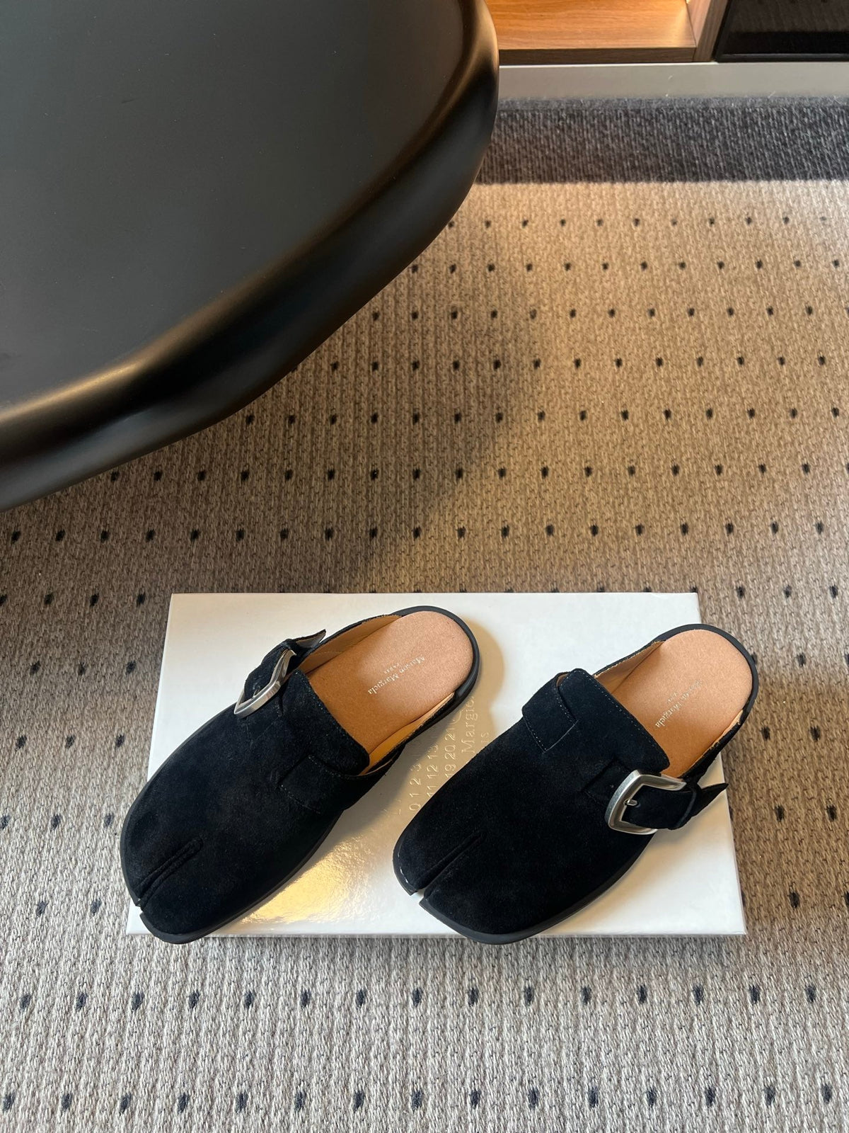 Maison Margiela Tabi Buckle-Fastening Mules Black Suede 803621