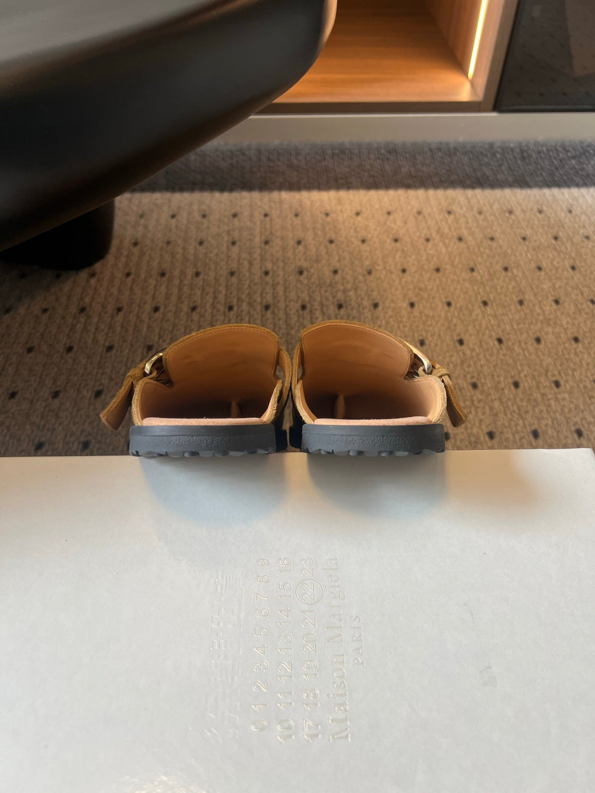 Maison Margiela Tabi Buckle-Fastening Mules Brown Suede 803622