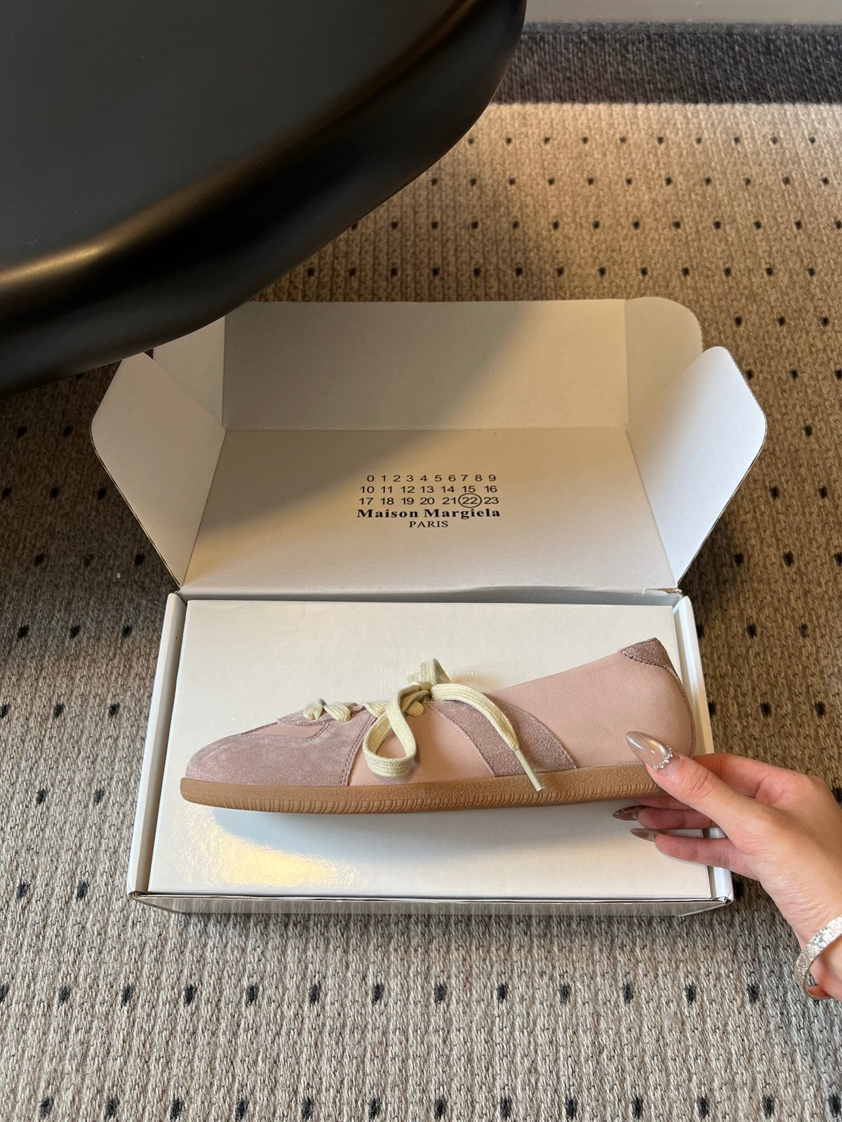 Maison Margiela Replica Sneakers Light Pink Suede 803724