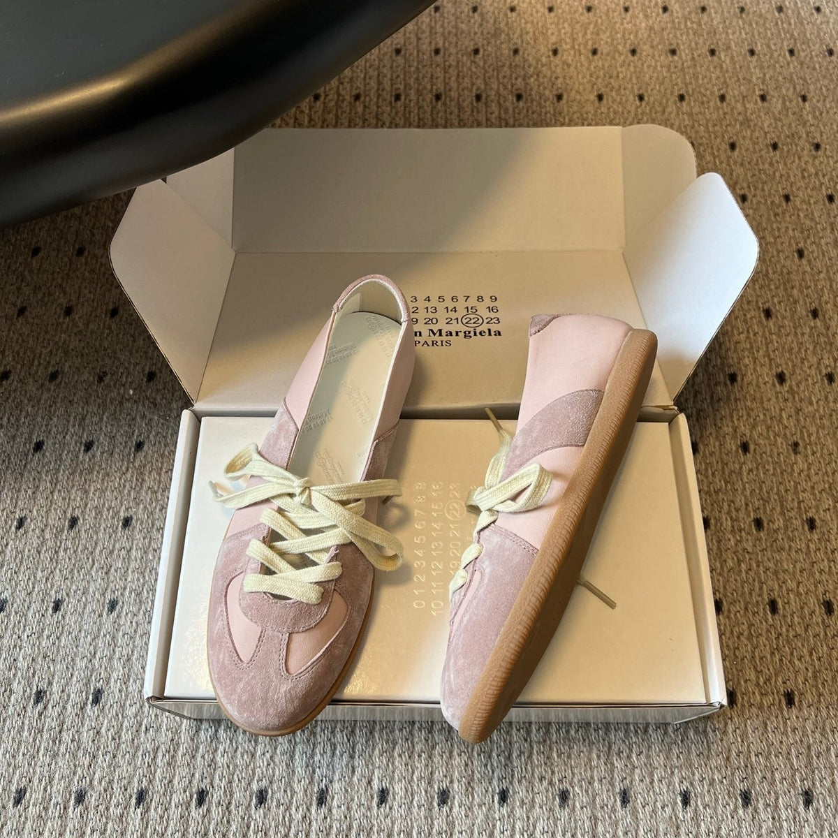 Maison Margiela Replica Sneakers Light Pink Suede 803724