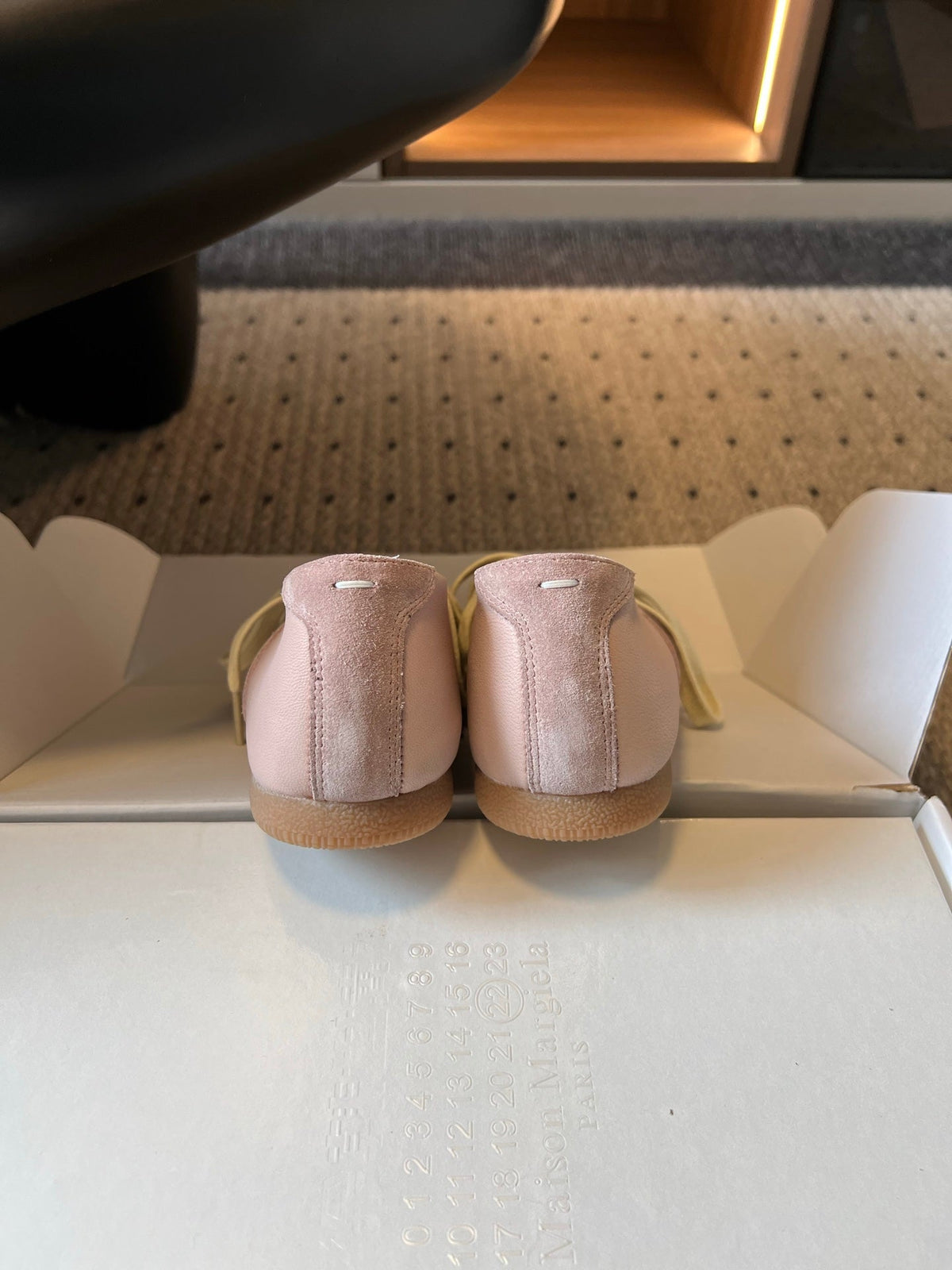 Maison Margiela Replica Sneakers Light Pink Suede 803724