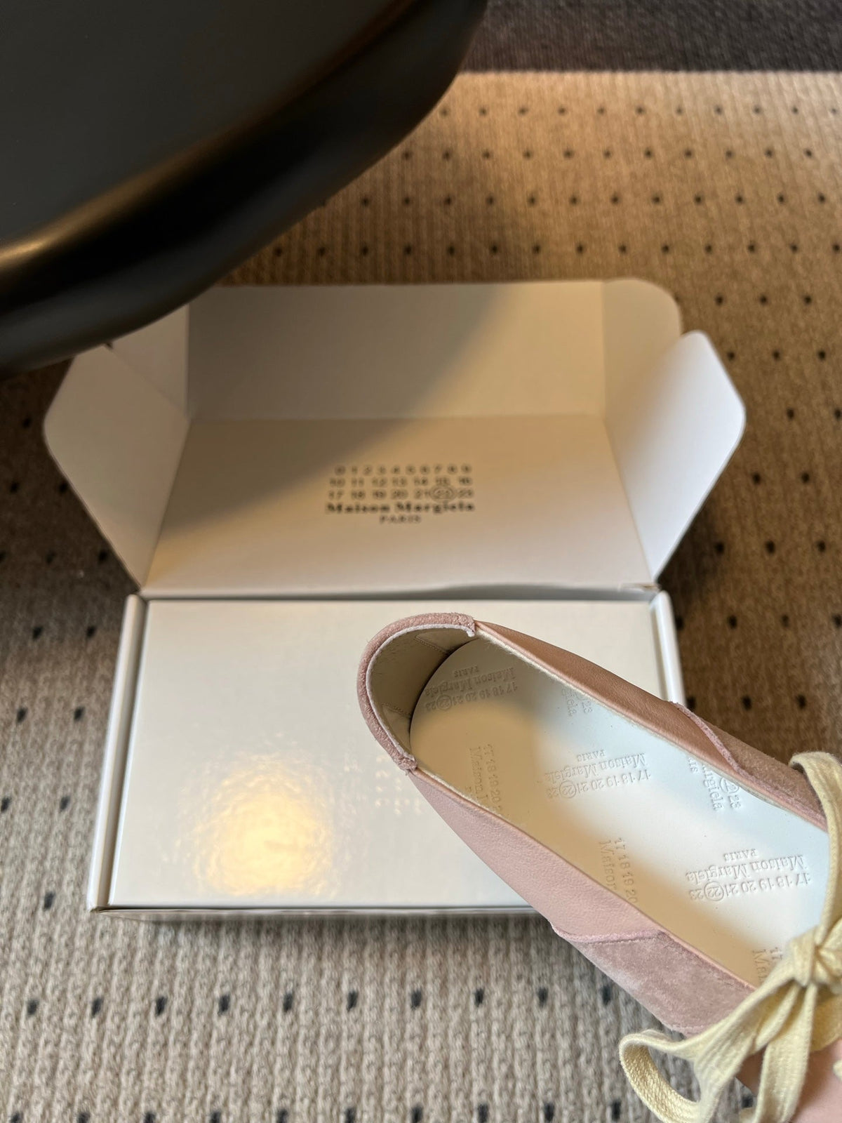 Maison Margiela Replica Sneakers Light Pink Suede 803724