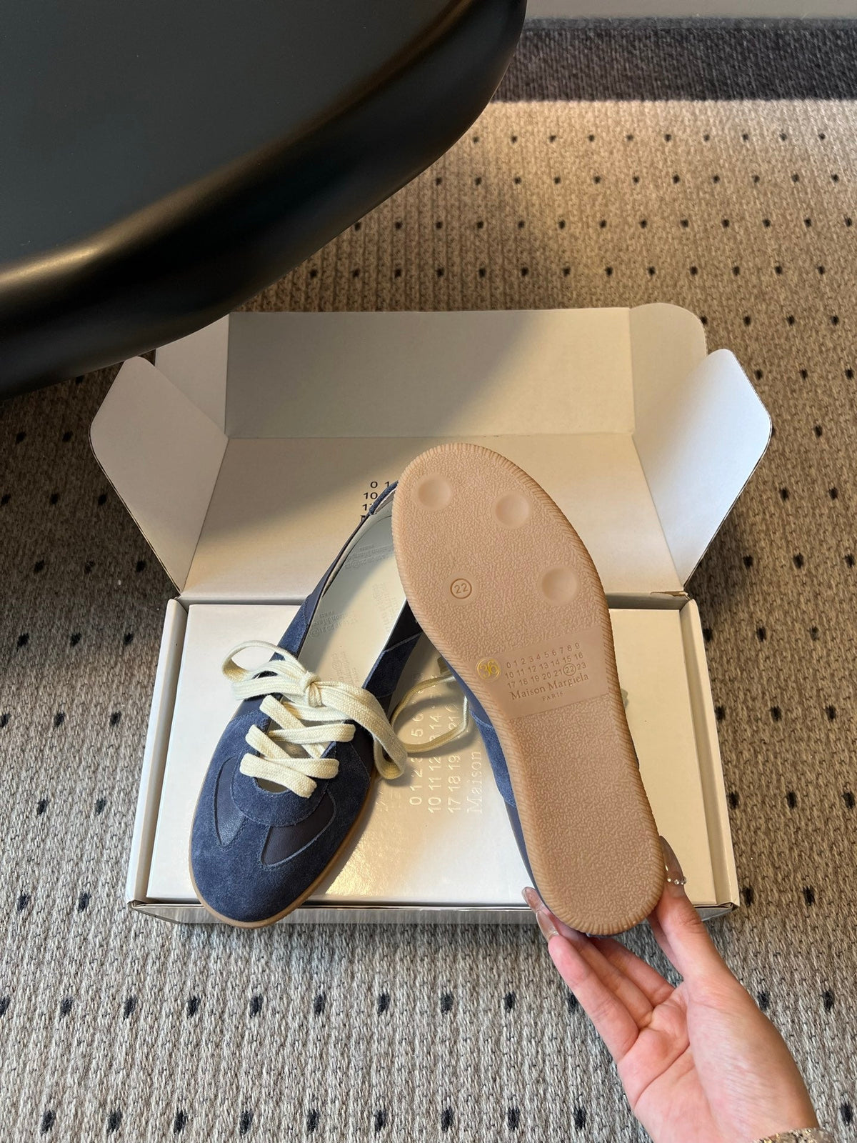Maison Margiela Replica Sneakers Blue Suede 803726