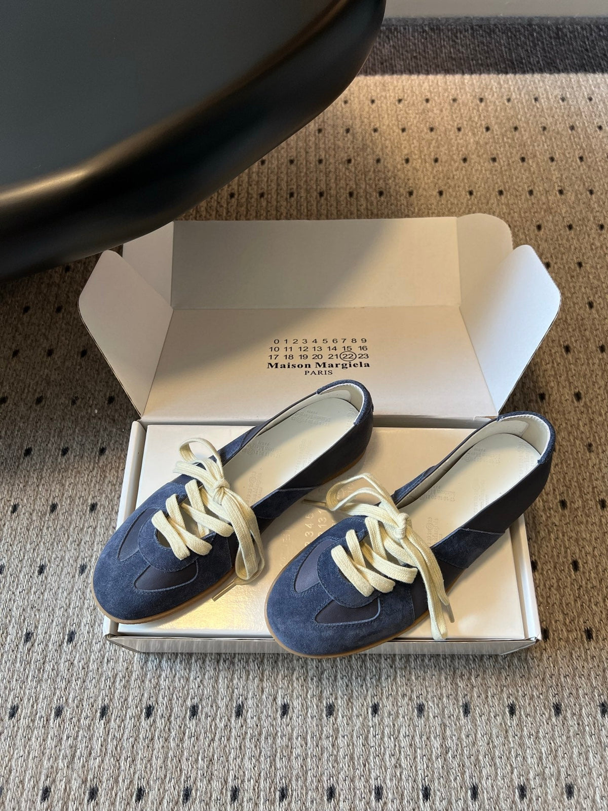 Maison Margiela Replica Sneakers Blue Suede 803726