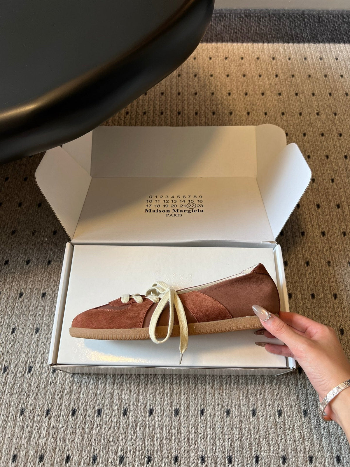 Maison Margiela Replica Sneakers Brown Suede 803727