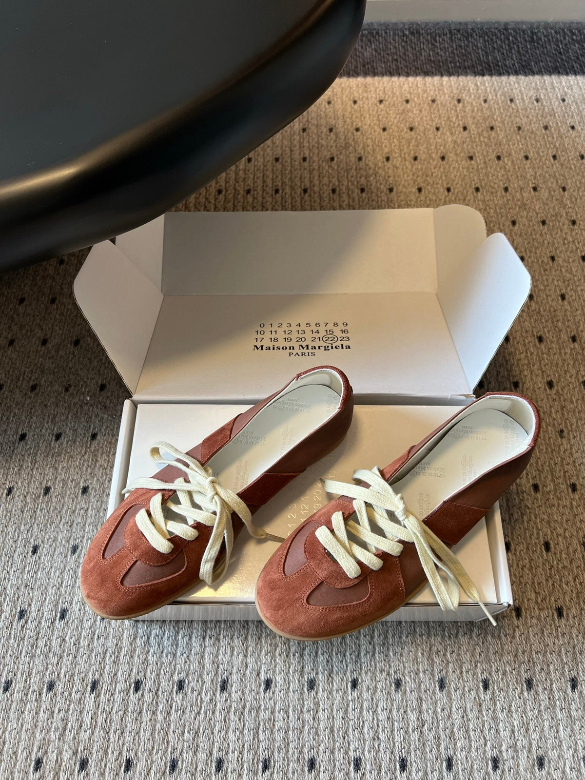 Maison Margiela Replica Sneakers Brown Suede 803727