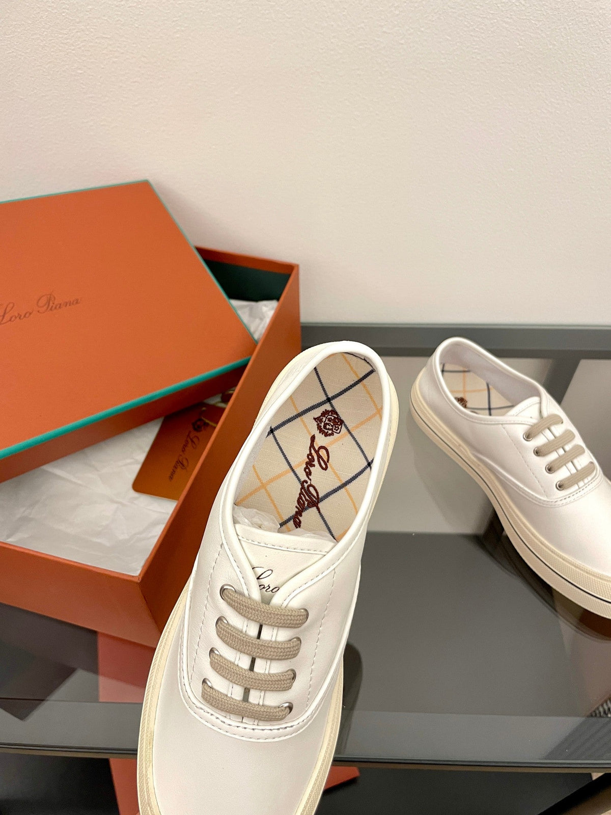 LP Nantucket Walk Sneaker Ivory Leather 723195