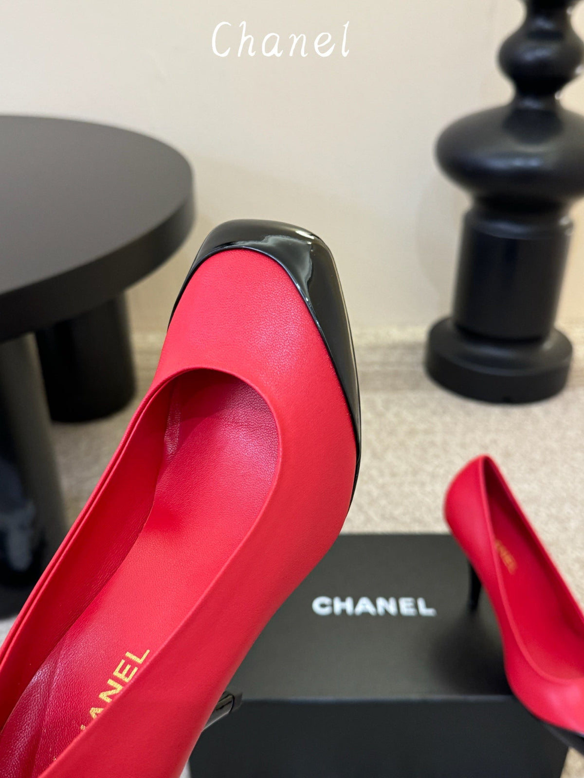 CC 26s Square Toe Pump Red Sheepskin 835679