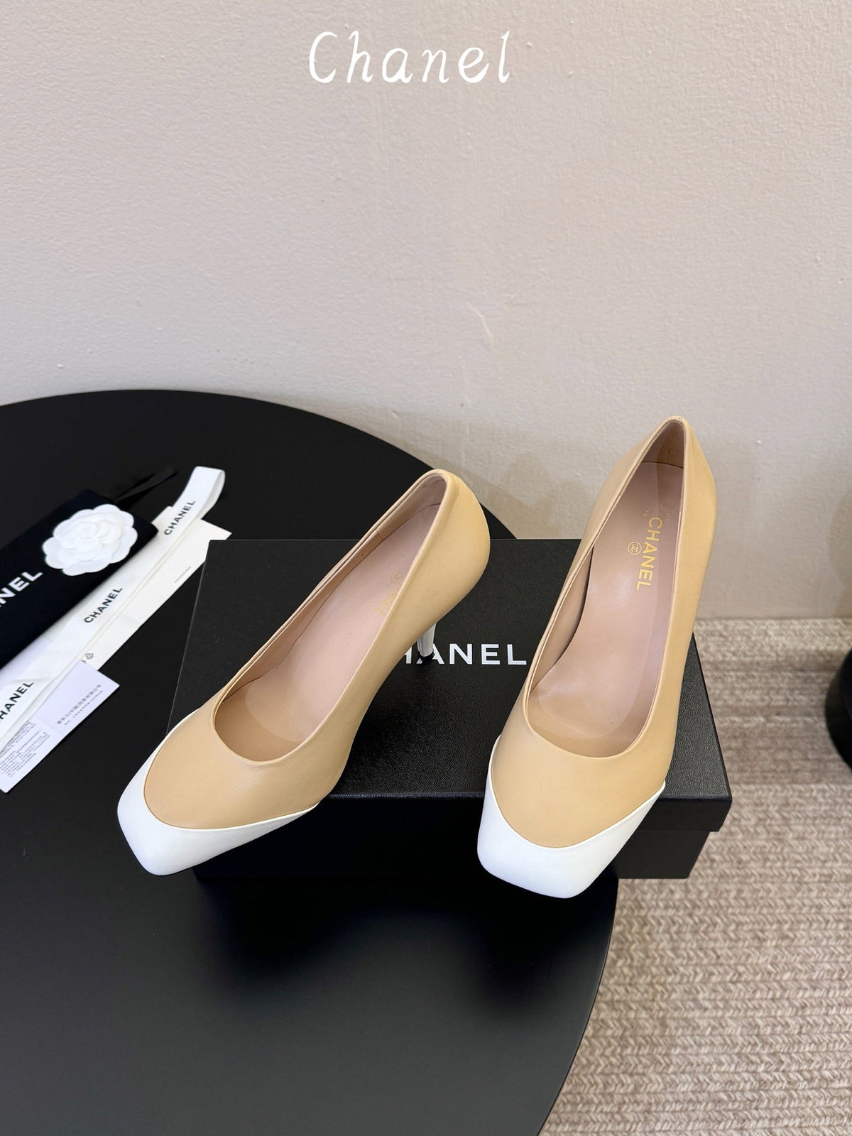 CC 26s Square Toe Pump Beige Sheepskin 835680