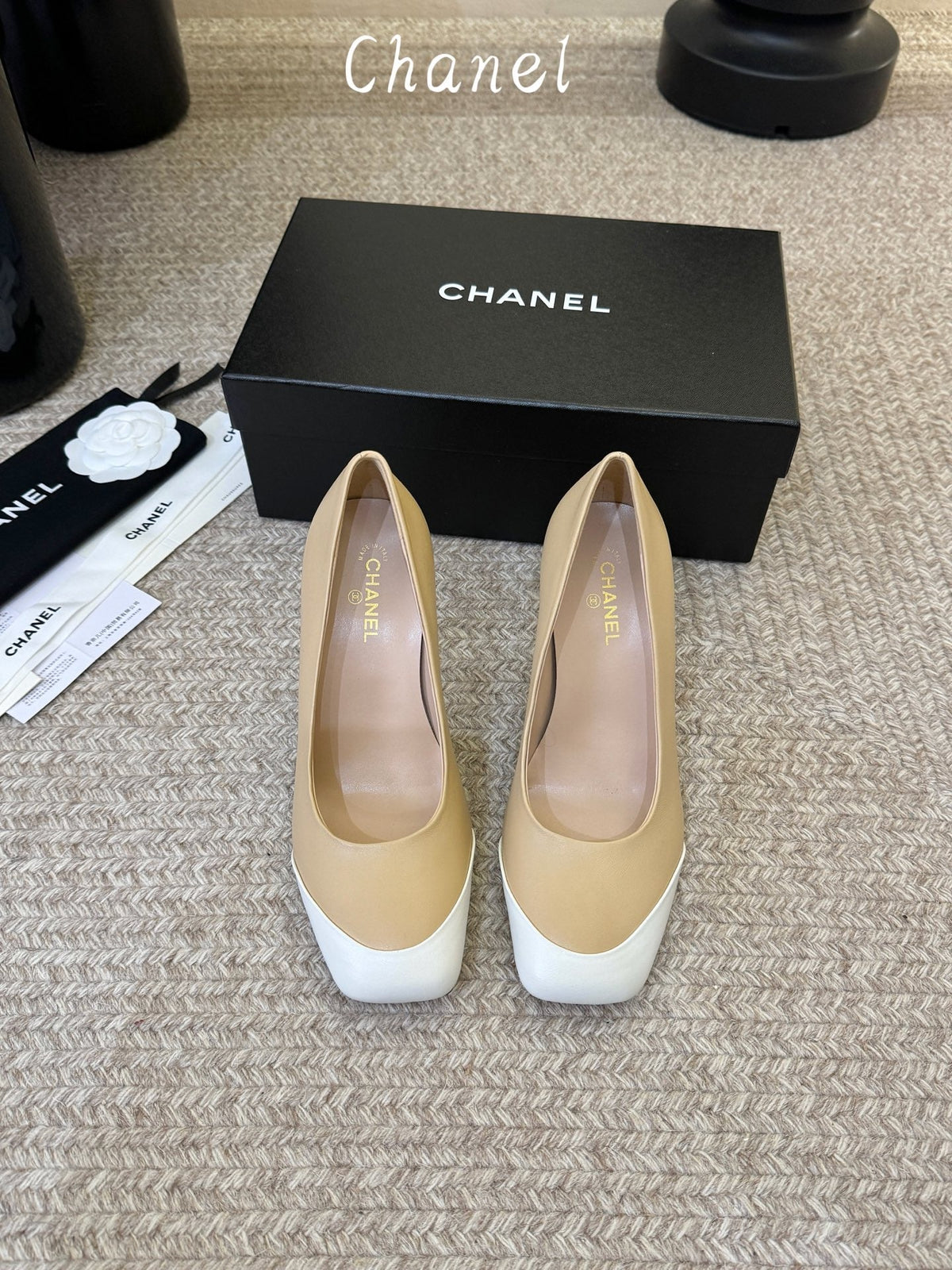 CC 26s Square Toe Pump Beige Sheepskin 835680