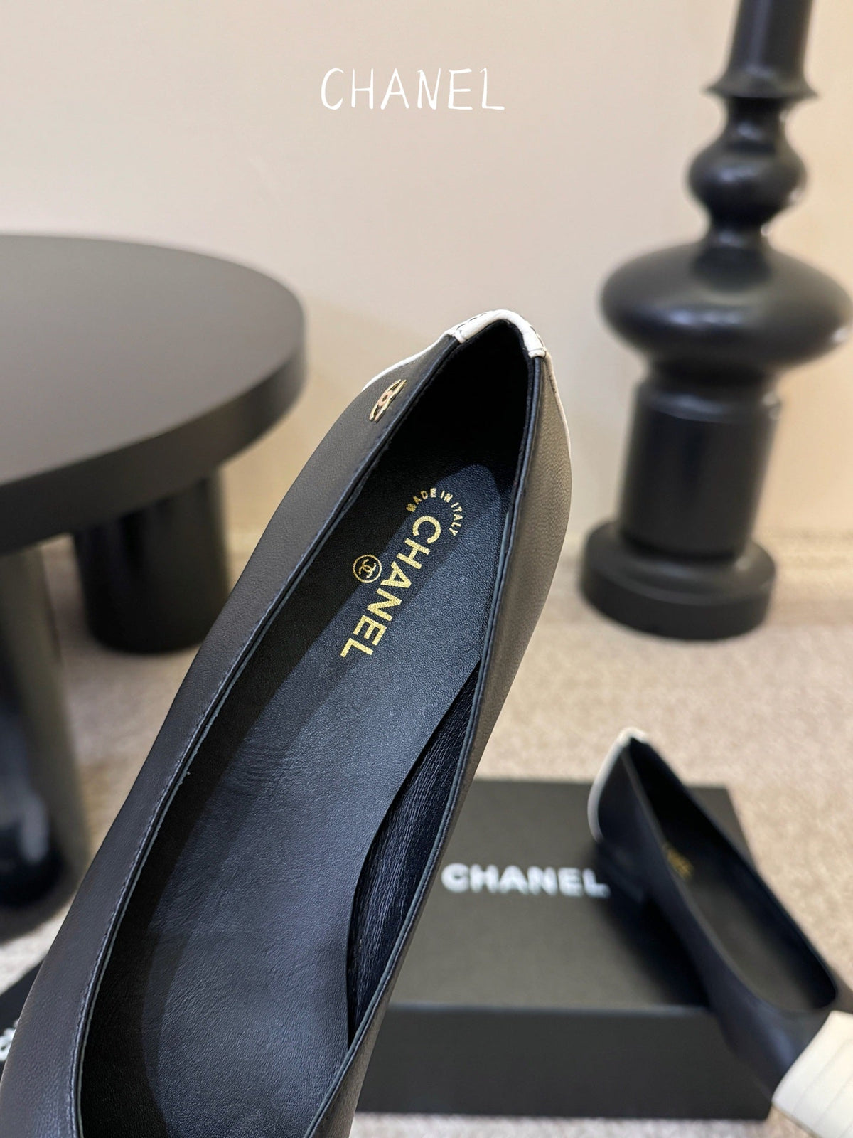CC 26ss Ballet Flat Black White Lambskin 835690
