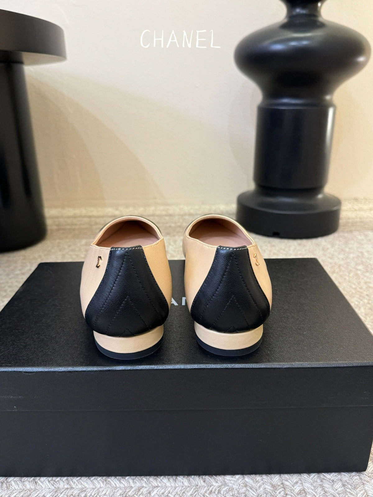 CC 26ss Ballet Flat Black Beige Lambskin 835693