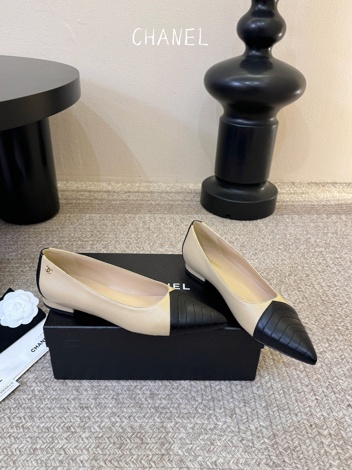 CC 26ss Ballet Flat Black Beige Lambskin 835693
