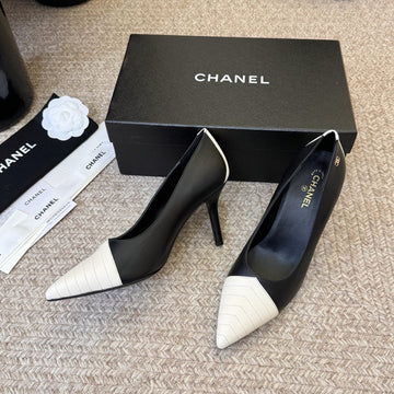 CC 26ss Pump Black White Lambskin 835695