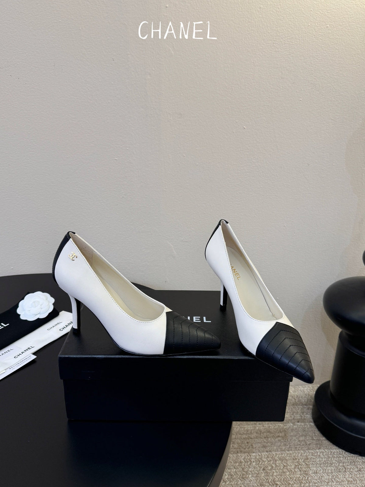 CC 26ss Pump Black White Lambskin 835697