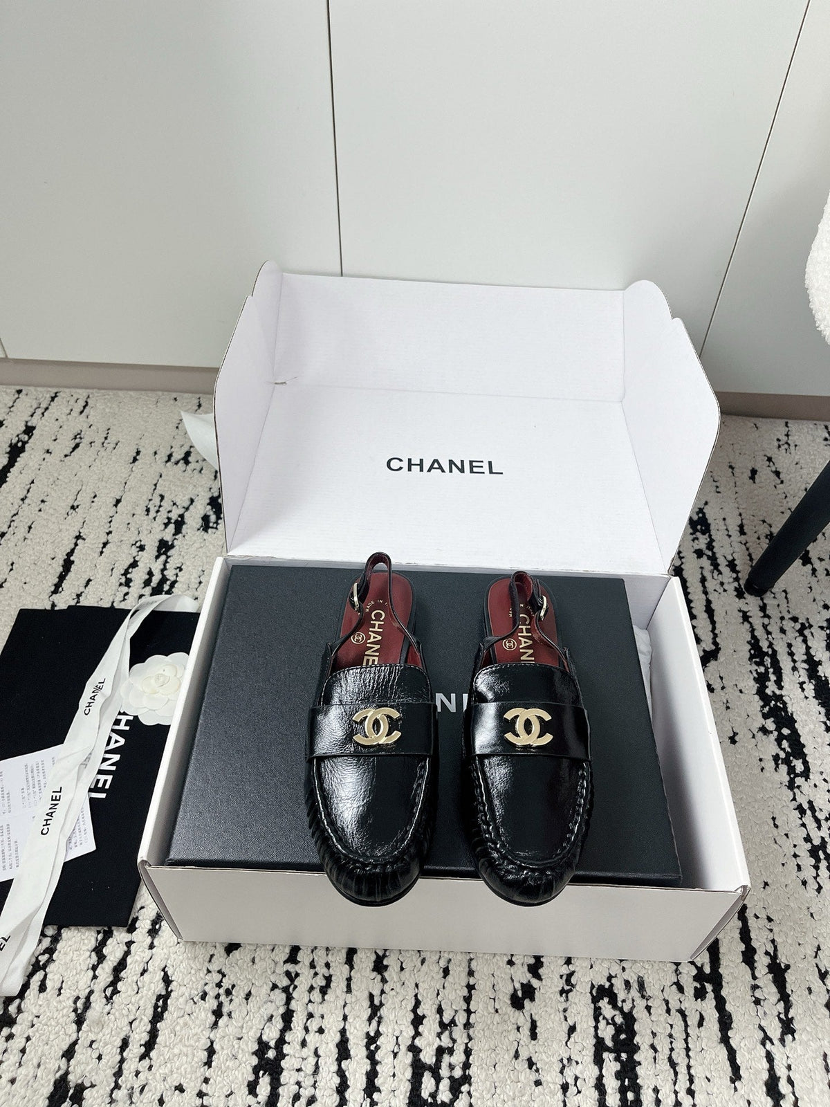CC 26A Métiers d'art 2026 Slingback Black Glossy Sheepskin 900760