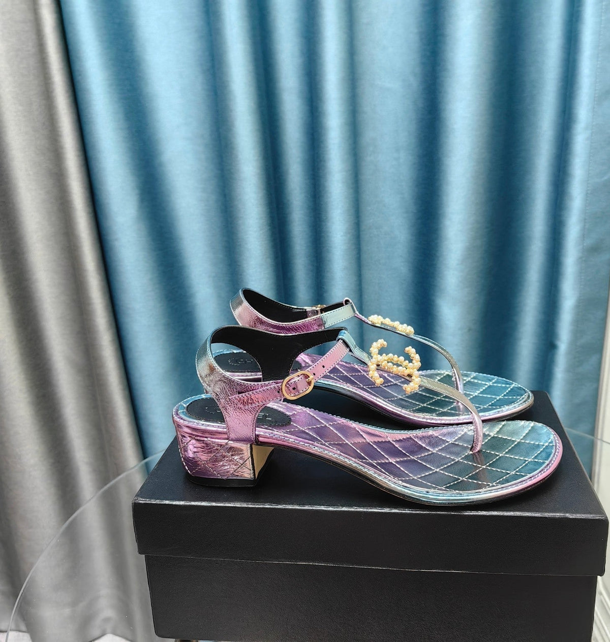 cc thong sandal 40 rainbow calfskin