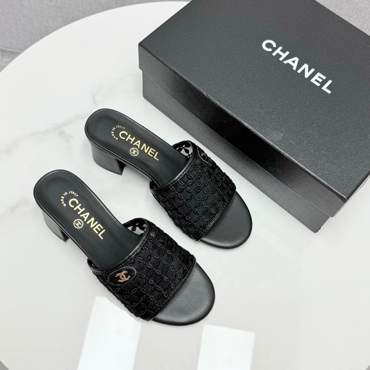CC 25 Heel Sandals 50m Black Mesh And Sheepskin 368802