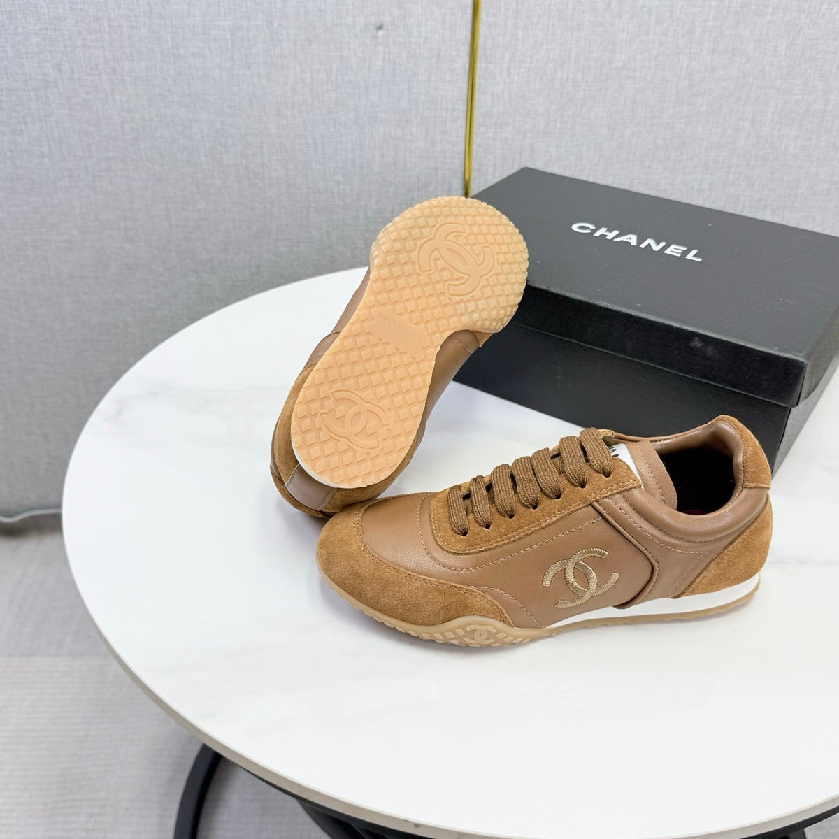 CC 26s Sneakers Brown Leather Suede 972905