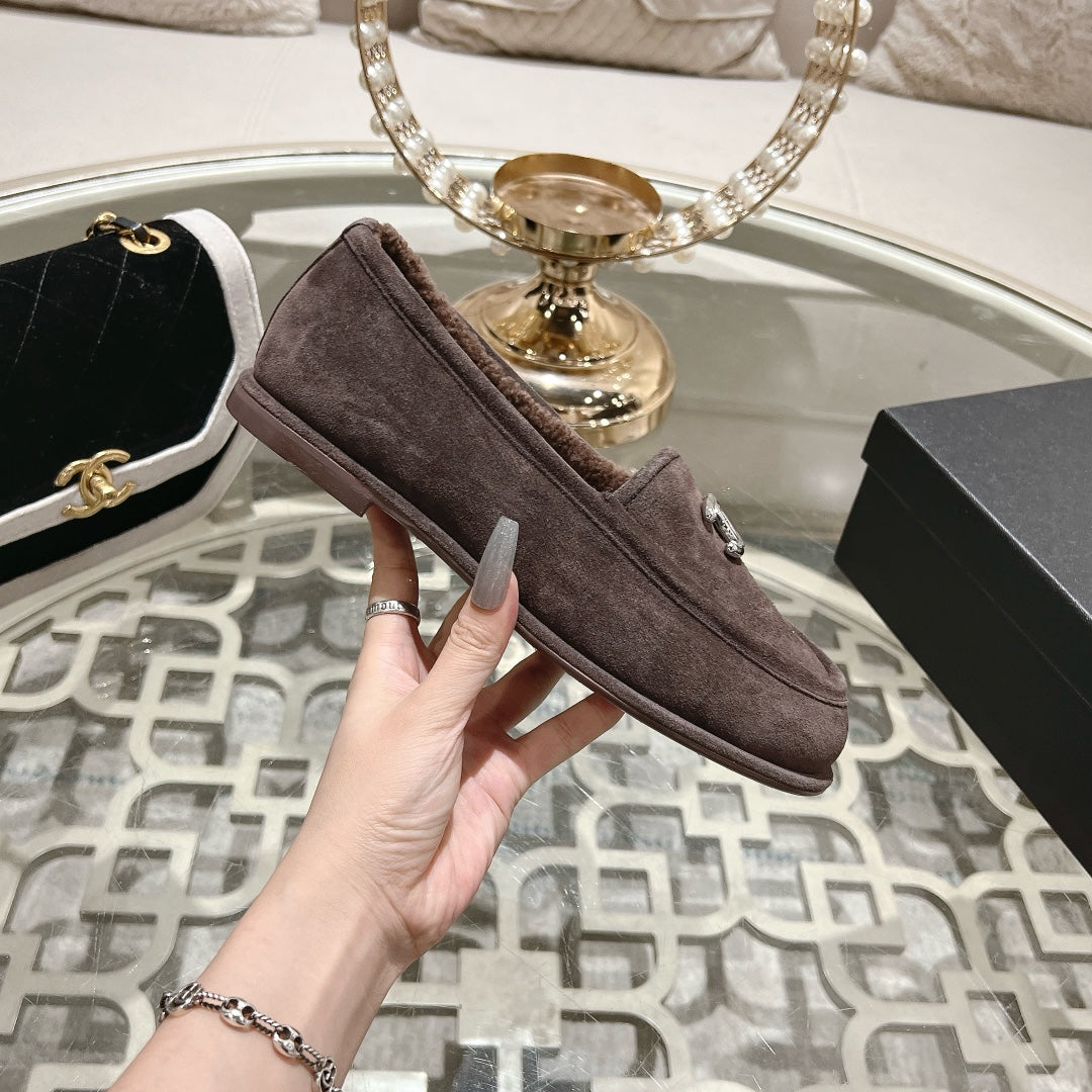 CC 25A Loafer Chocolate Sherpa Suede
