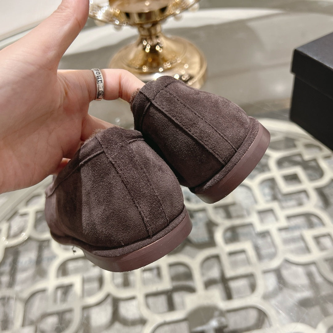 CC 25A Loafer Chocolate Sherpa Suede