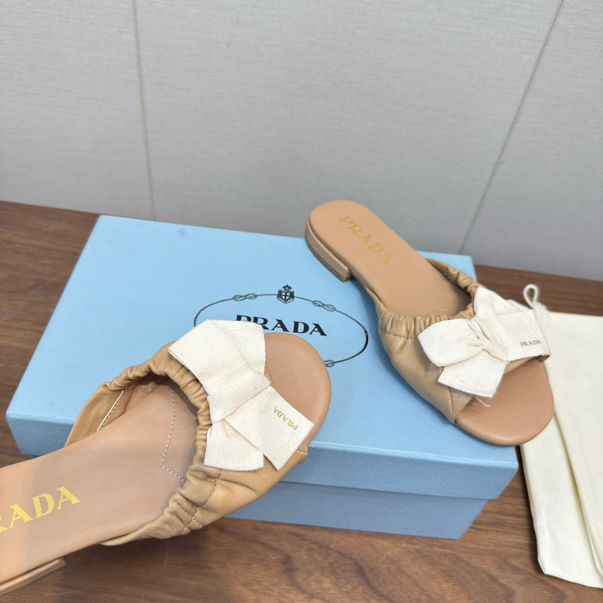 Prada Bow Slide Sandals Brown Sheepskin 836555