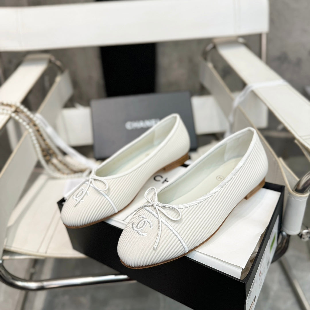CC Bow Ballet Flats White Corduroy Fabric 818097