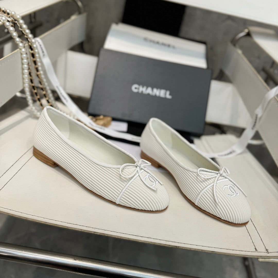 CC Bow Ballet Flats White Corduroy Fabric 818097