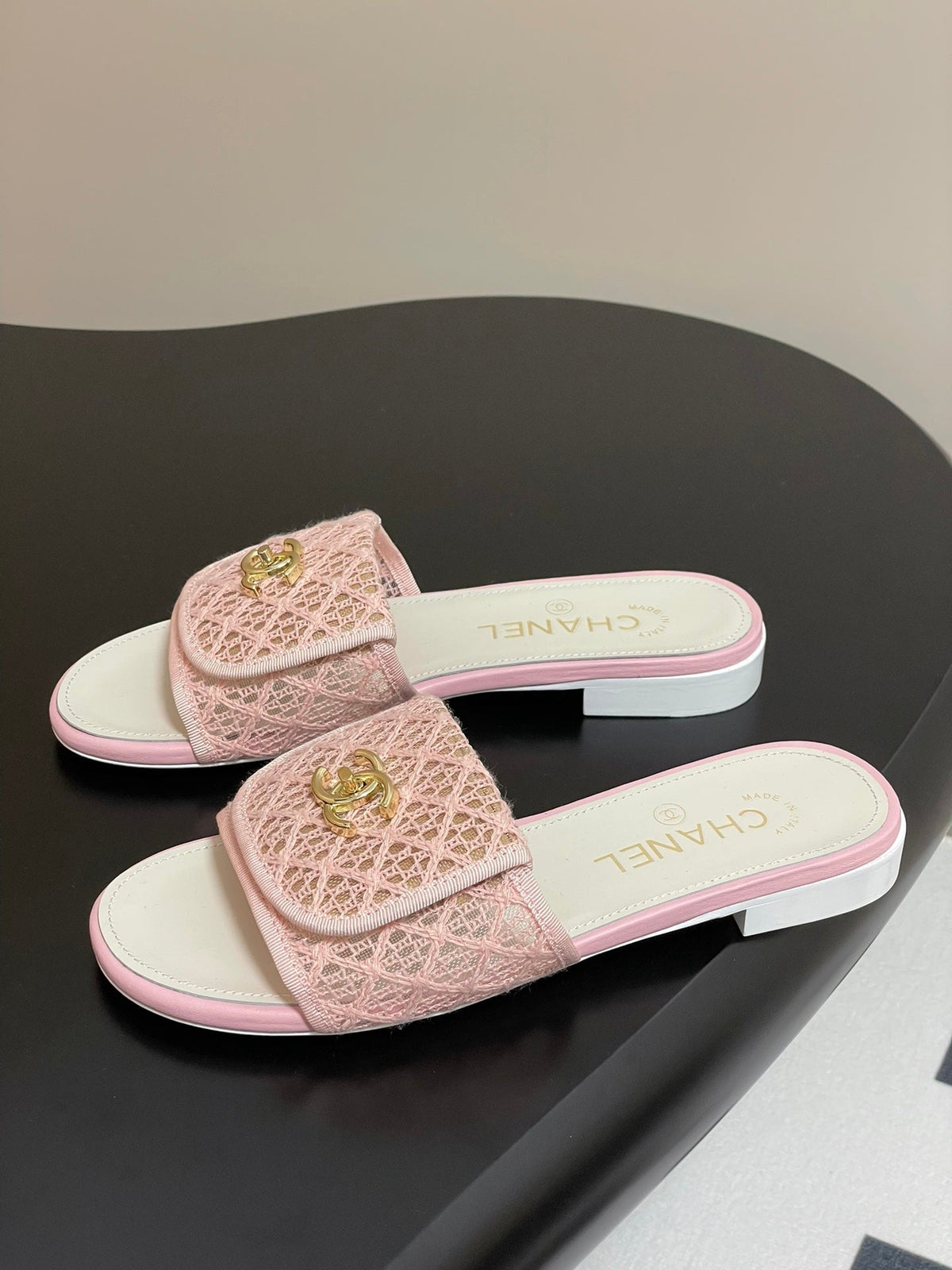 CC 25S Buckle Bag Mule Pink Lace Fabric White Sheepskin 247592