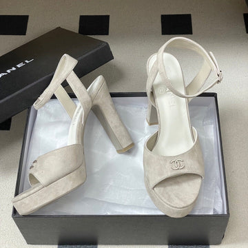 CC 26SS Platform Sandals 120mm Light Gray Double C Sheepskin Suede 632573