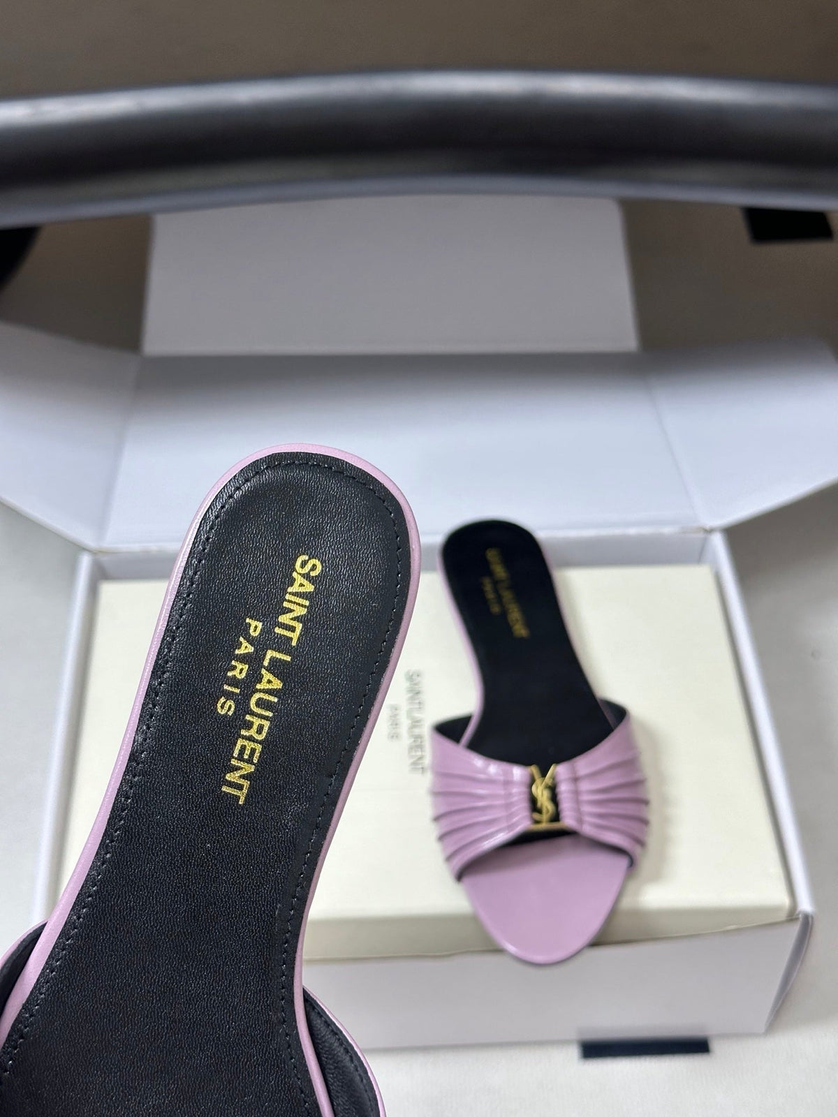 YSL Babylone Slides Light Purple Glossy Leather 835190