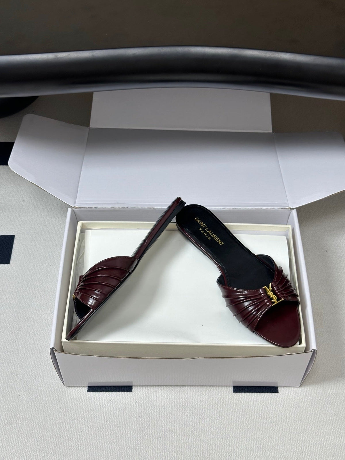 YSL Babylone Slides Coffee Glossy Leather 835191
